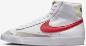 Nike Blazer Mid Vintage '77 - Sneakers - Unisex - Wit/Rood - Maat 44