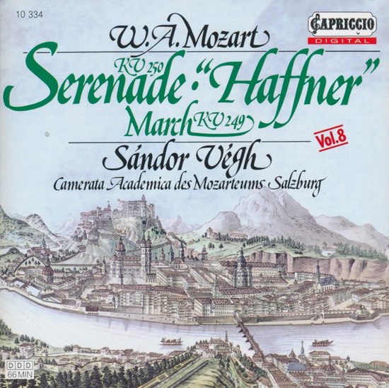 Cd-hoes van Mozart Serenade Haffner met een historische gravure van Salzburg aan de rivier.