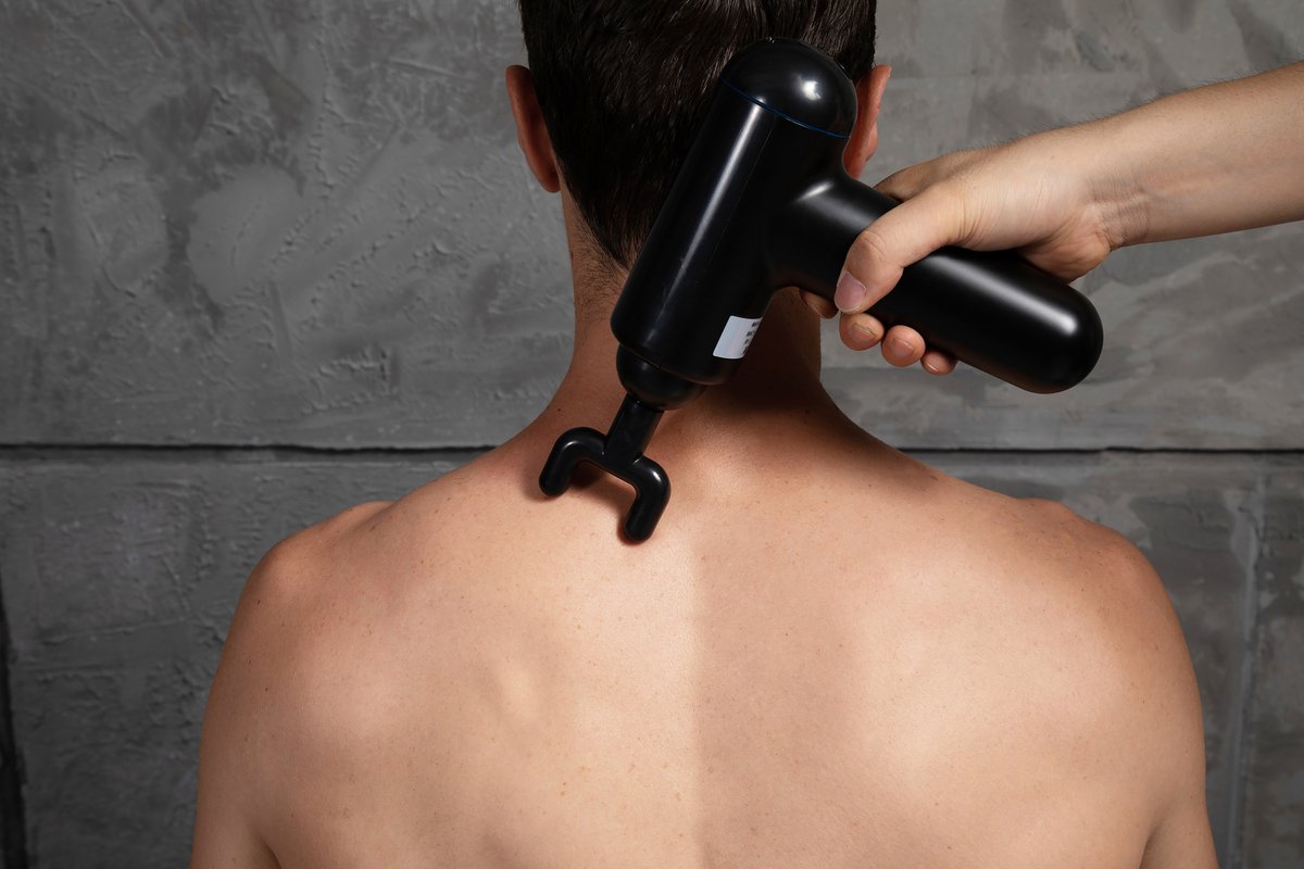 Afbeelding 3 van Melissa Massage Pistool - Massage Gun - Oplaadbaar via USB - 4 Massagekoppen inbegrepen - Massagepistool 16770047 - Zwart