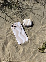 xoxo Wildhearts Minimal Nude - Single Layer - Hardcase geschikt voor iPhone 13 Mini hoesje - Siliconen hoesje iPhone met golven print - Cover geschikt voor iPhone 13 Mini beschermhoes - wit / beige / bruin