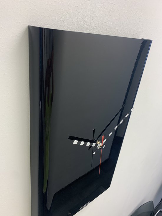 Horloge murale CHANTALBRANDO -- SARAGOSSA BLACK -- DESIGN MODERNE -- MADE IN HOLLAND