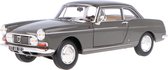 Het 1:18 gegoten model van de Peugeot 404 Coupé uit 1967 in grijs. De fabrikant van het schaalmodel is Norev. Dit model is alleen online verkrijgbaar