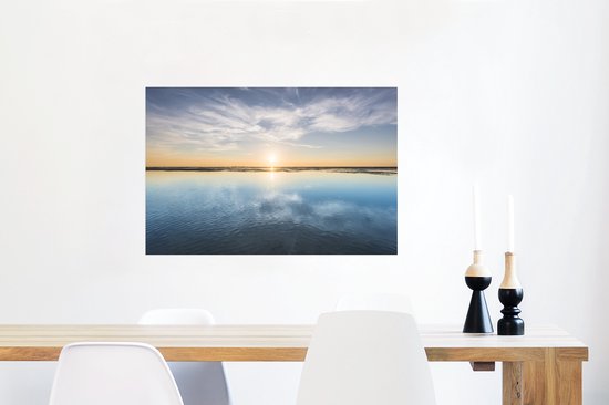 Le soleil crée un ciel coloré Poster 90x60 cm - Tirage photo sur Poster (décoration murale salon / chambre)
