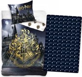 Harry Potter Zweinstein Golden Logo- Dekbedovertrek - Eenpersoons - 140x200 cm -katoen- Reversible- kussen 65x65cm, incl. Harry Potter hoeslaken 90x190 x20