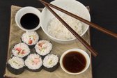 Tuinposter - Keuken / Eten / Voeding - Sushi / Rijst in beige / wit / zwart  -  60 x 90 cm.