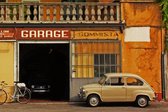 Tuinposter - Auto - Fiat 500 in oranje / beige / zwart  - 80 x 120 cm.