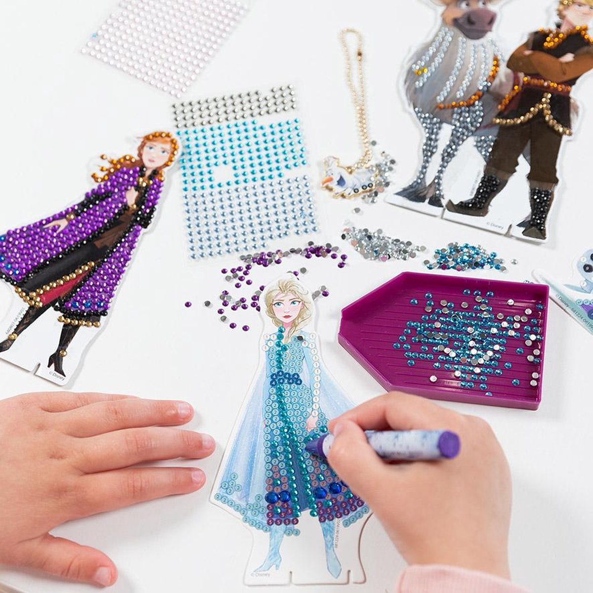 Disney Frozen Totum knutselkoffertje Anna en Elsa glitterfiguren maken - diamond painting knutselen speelgoed meisjes cadeau tip winter wonderland — afbeelding 3