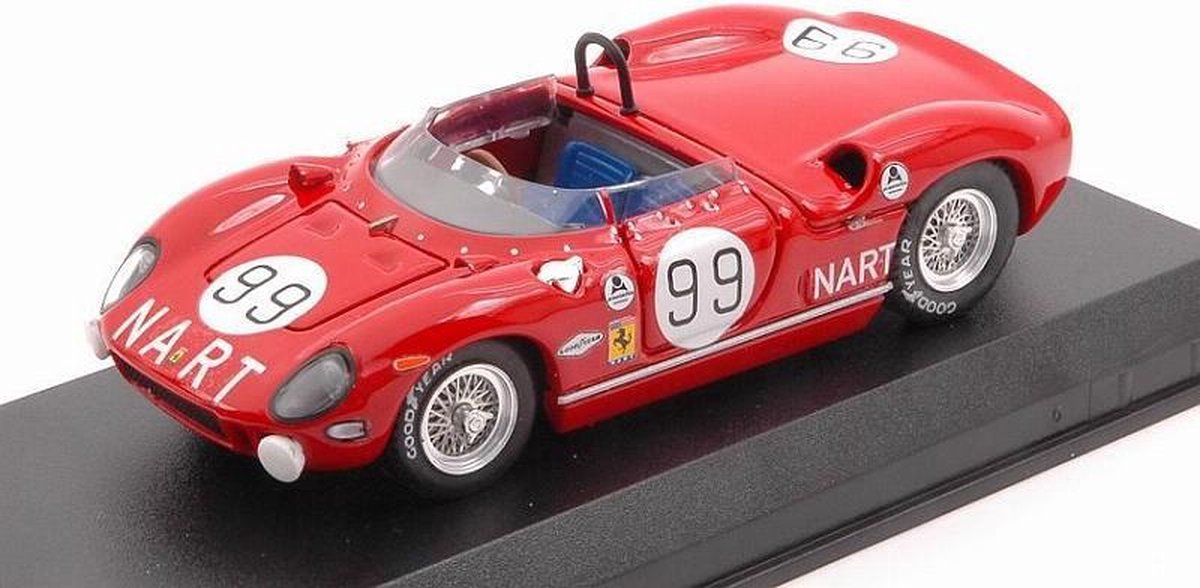 De 1:43 Diecast Modelcar van de Ferrari 275P Spider #99 van de 2000km Daytona in 1965. De coureurs waren B. Grossman / D. Piper / W. Hansgen en P. Rodriquez. De fabrikant van het schaalmodel is Art-Model. Dit model is alleen onl