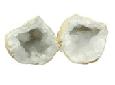Bergkristal geode / Kwarts geode 0,6 kg