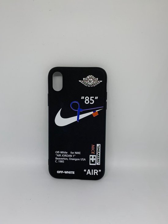 Nike iphone case for Iphone 12/12 Pro | bol.com