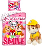 Paw Patrol Dekbedovertrek "Smile"- Eenpersoons- 140 x 200 cm - Katoen- roze, incl. pluche pop Rubble 27 cm