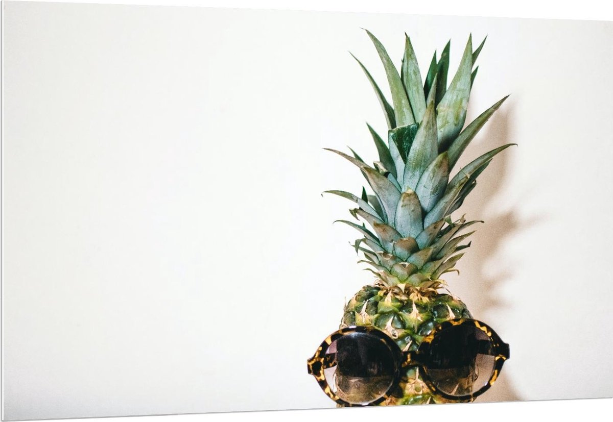 Forex - Ananas met Hippe Zonnebril - 150x100cm Foto op Forex