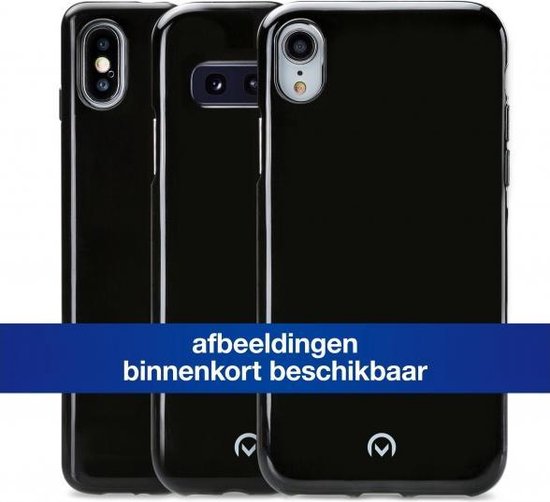 Trois coques de téléphone noires et brillantes alignées. Images bientôt disponibles.