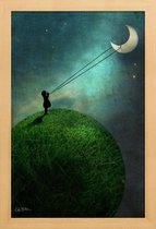 JUNIQE - Poster in houten lijst Chasing The Moon -40x60 /Grijs & Groen