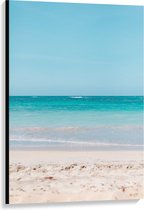 Canvas  - Strand met Helder Blauwe Zee - 80x120cm Foto op Canvas Schilderij (Wanddecoratie op Canvas)