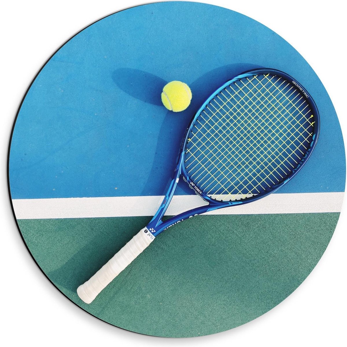 Dibond Wandcirkel - Tennisracket met Tennisbal - 30x30cm Foto op Aluminium Wandcirkel (met ophangsysteem)