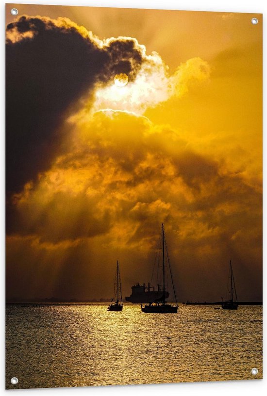 Tuinposter – Schepen op Zee met Mooie Lucht - 80x120cm Foto op Tuinposter  (wanddecoratie voor buiten en binnen)