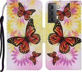 Voor Samsung Galaxy S21 5G Gekleurde Tekening Patroon Horizontale Flip PU Lederen Case met Houder & Kaartsleuven & Portemonnee & Lanyard (Chrysanthemum Vlinder)