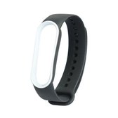 Voor Geschikt voor Xiaomi Mi Band 5 Tweekleurige TPE vervangende band horlogeband (zwart + wit)