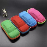 BRILLENDOOS KINDEREN - AUTO - BRILLENETUI - BRILLENKOKERS HARDCASE - KINDERBRIL - LEESBRIL - ZONNEBRIL - KINDERZONNEBRIL - KINDER ZONNEBRIL - BRIL ETUI -BRILLENKOKER KINDEREN - ROOD