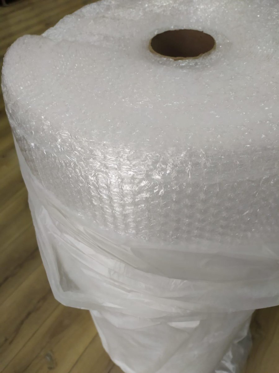 Rouleau de papier bulles pour emballage de 10 mètres x 50 centimètres ruban adhésif de 30 mètres offert Stuffice 
