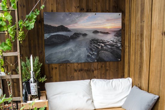 Coucher de soleil et eau courante sur la Chaussée des Géants en Irlande du Nord Affiche de jardin 120x80 cm - Toile de jardin / Toile d'extérieur / Peintures extérieur (Décoration de jardin)