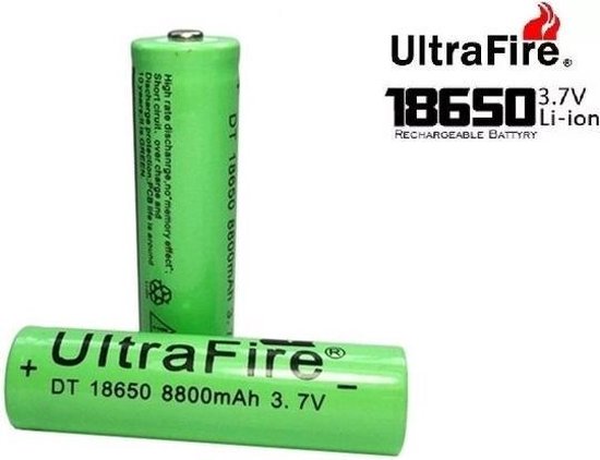 2x Ultrafire 18650 - 8800mAh Li-ion Oplaadbare Batterij 3.7V |