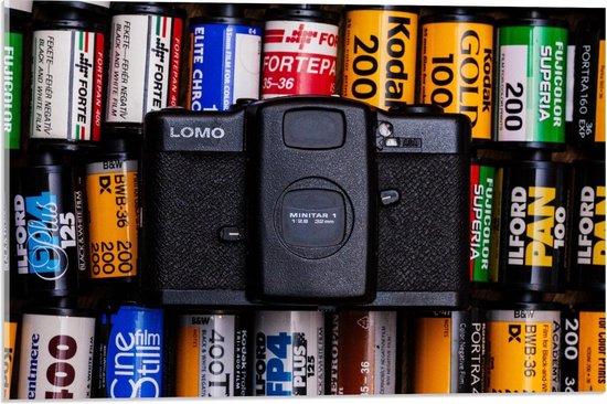Acrylglas - Lomo Camera liggend op Batterijen - 60x40cm Foto op Acrylglas (Met Ophangsysteem)
