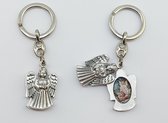 Sleutelhanger openschuifbare engel met afbeelding Heilige Christoffel en Hlg Maria Wonderdadig / autobeschermer 2,2 x 3,5 cm (totale lengte 8 cm)