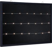 Navaris krijtbord en fotobord - Memobord met LED lichtketting en fotoslinger - Wandbord voor foto's en om op te schrijven - 70 x 50 cm - Zwart