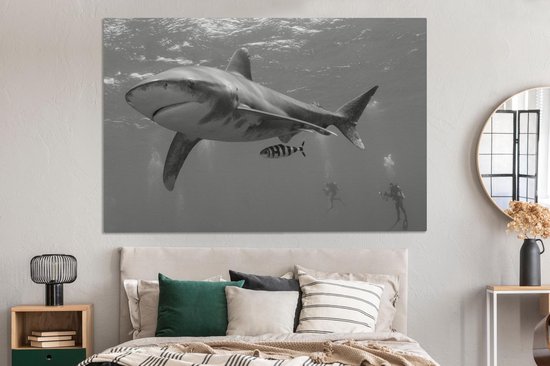 Tableau sur toile Deux plongeurs avec un requin - 150x100 cm - Décoration murale