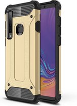 Samsung Galaxy A9 (2018) Hoesje - Mobigear - Outdoor Serie - Hard Kunststof Backcover - Goud - Hoesje Geschikt Voor Samsung Galaxy A9 (2018)