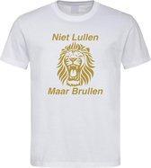 Wit EK voetbal T-shirt met “ Niet Lullen Maar Brullen “ print goud maat XL