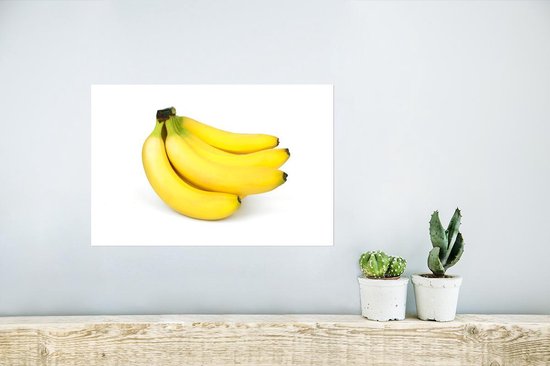 Tros bananen op een witte achtergrond Poster 30x20 cm - klein - Foto print  op Poster... | bol.com