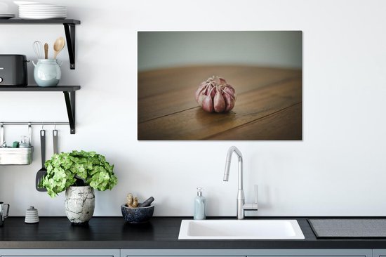 Un seul ail ou Allium sativum sur la table Toile 90x60 cm - Tirage photo sur toile (Décoration murale salon / chambre)
