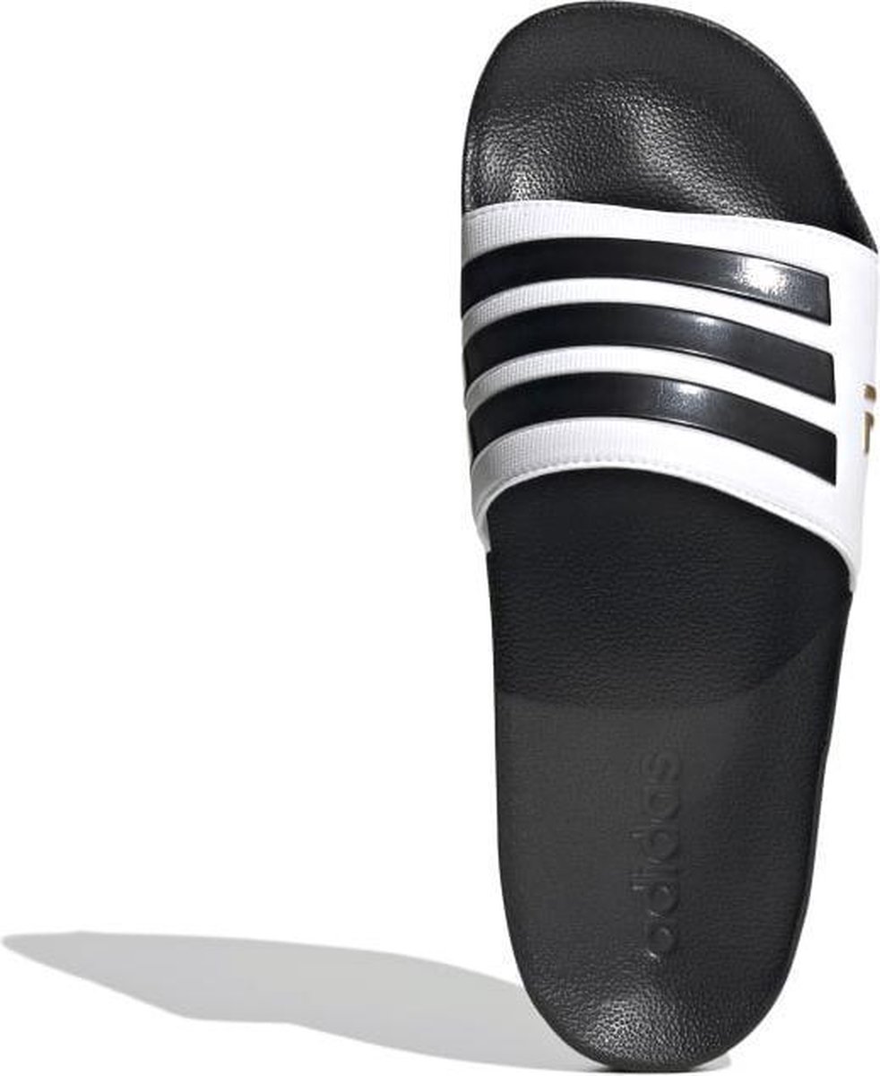 magie Circus mei Juventus Adilette slippers Adidas - UK 7 (maat 40,5) - wit/zwart | bol.com