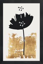 JUNIQE - Poster in houten lijst Black Poppy -20x30 /Zwart