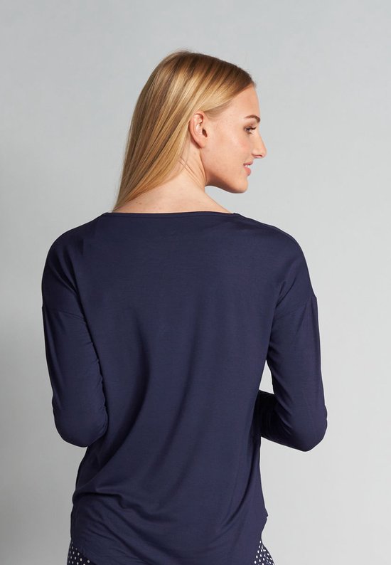 Dames T-shirt met lange mouwen, donkerblauw. Zichtbaar van achteren, close-up.