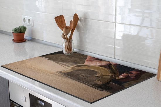 KitchenYeah® Inductie beschermer 83x51.5 cm - Een vloerplaat met techniek zagen met een cirkelzaag - Kookplaataccessoires - Afdekplaat voor kookplaat - Inductiebeschermer - Inductiemat - Inductieplaat mat