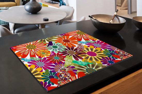 KitchenYeah® Inductie beschermer 77x59 cm - Regenboog - Bloemen - Patronen - Hippie - Kookplaataccessoires - Afdekplaat voor kookplaat - Inductiebeschermer - Inductiemat - Inductieplaat mat