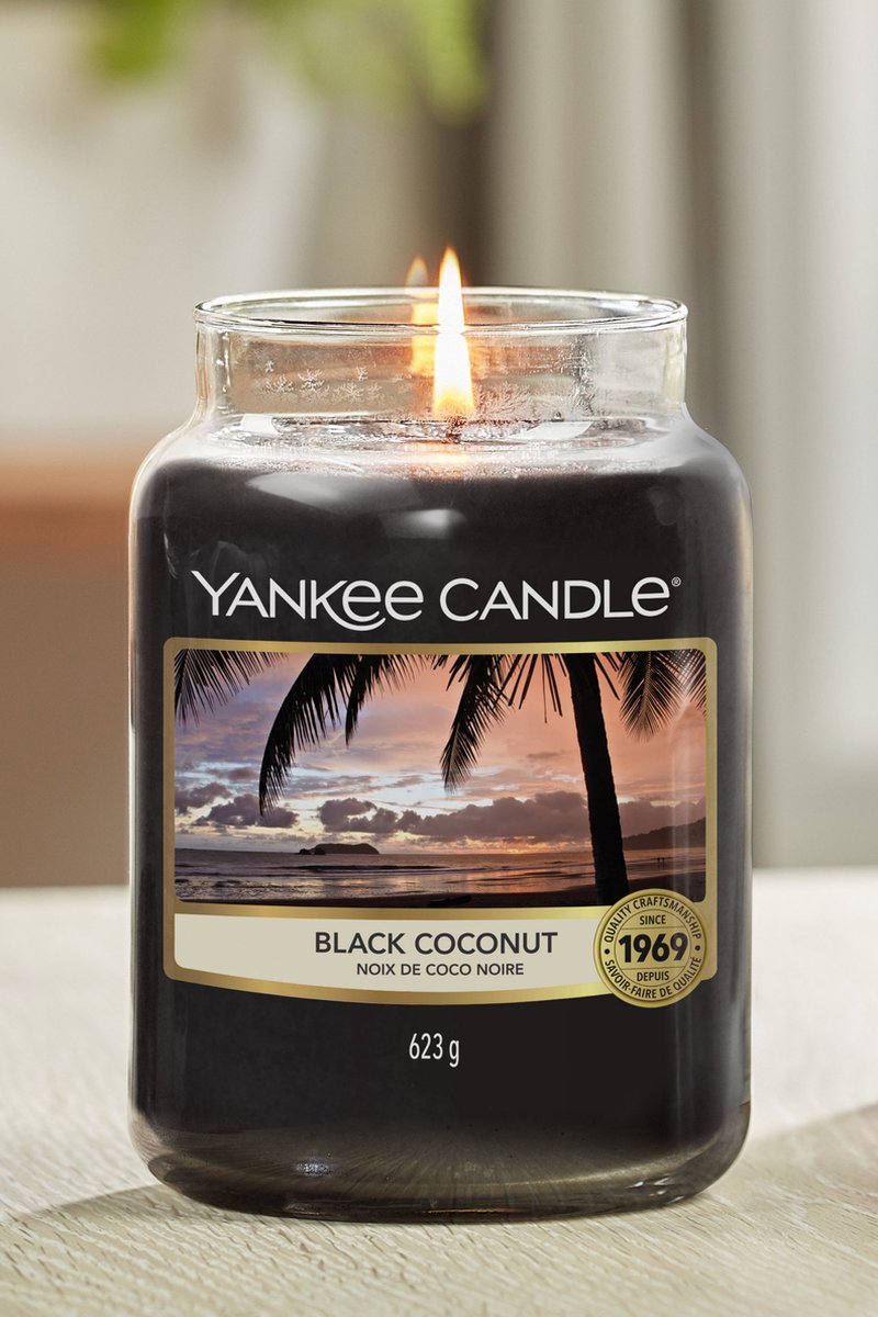 Yankee candle black coconut deals