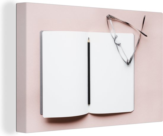 Canvas Schilderij Een agenda met een potlood en een bril op een roze achtergrond - 30x20 cm - Wanddecoratie