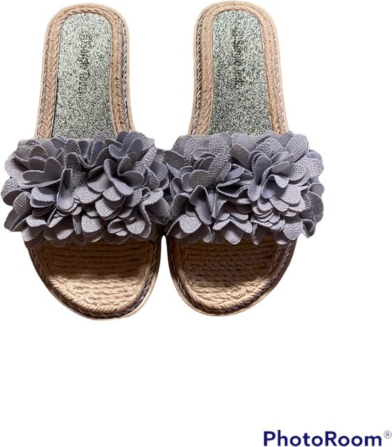 Slippers, gris, pointure 39