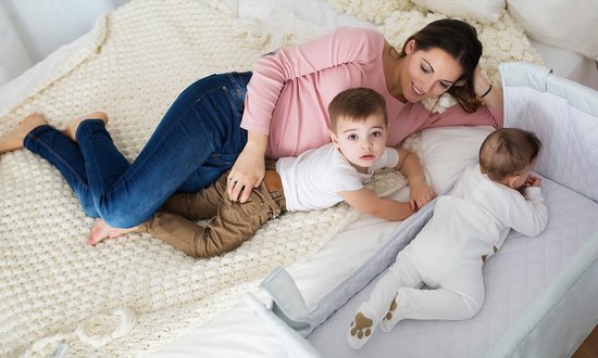Lionelo Theo - Co-sleeper - Meegroeibed - 5-staps - tot 9kg - 2in1 Lionelo Theo - Co-sleeper - Meegroeibed - 5-staps - tot 9kg - 2in1