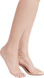 Transparante panty zonder teen met beige enkelbandje en sandalen.