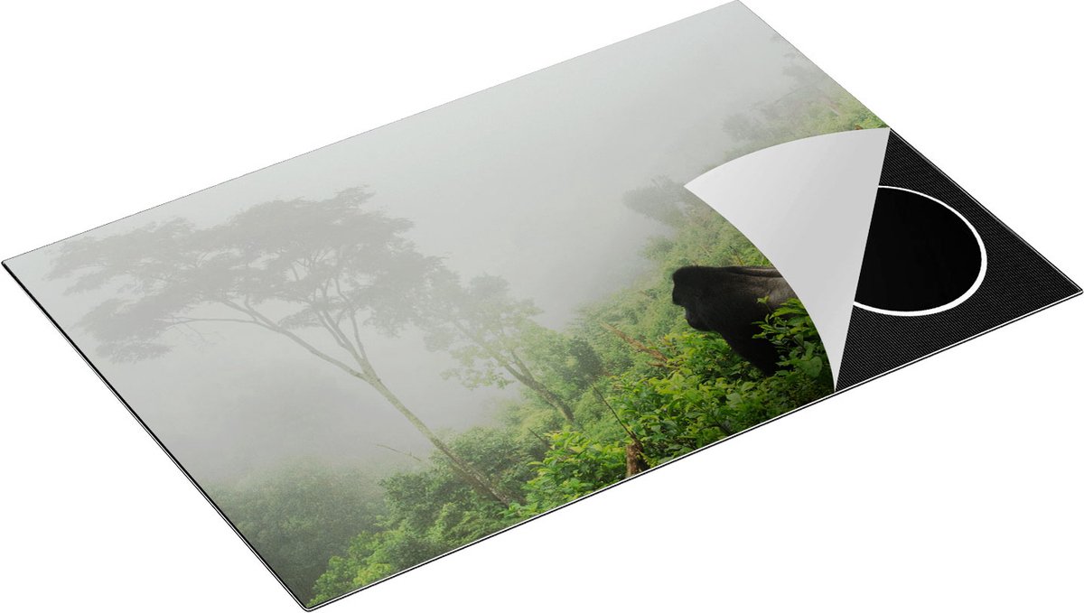 Chefcare Inductie Beschermer Gorilla in het Woud tijdens de Mist - 83x51,5 cm - Afdekplaat Inductie - Kookplaat Beschermer - Inductie Mat