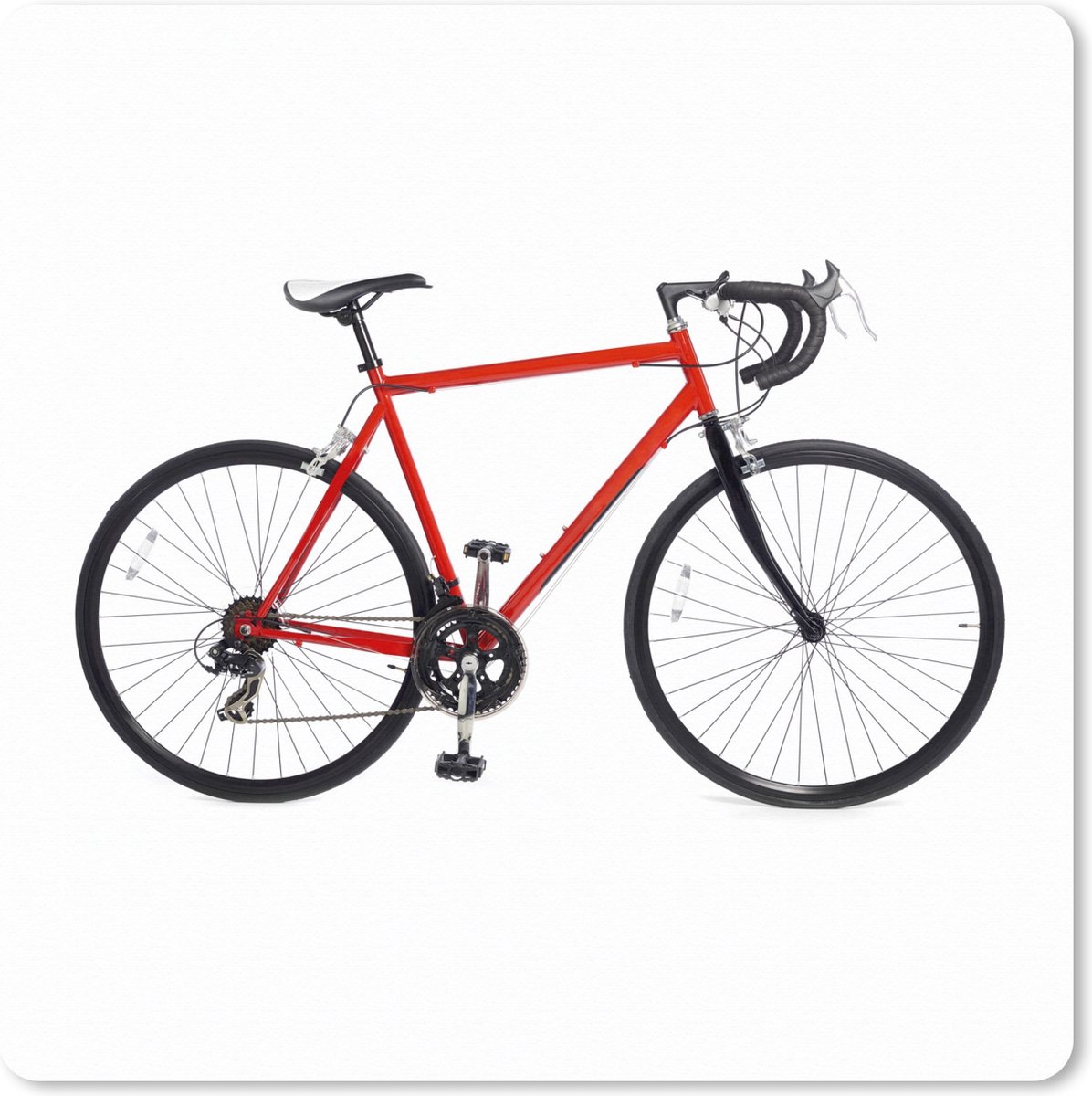 Muismat XXL 80x80 cm - Bureau onderlegger - Bureau mat Een rode racefiets tegen een witte achtergrond. - Bureaumat - Gaming mousepad xl - Bureaulegger groot - Computer deskmat