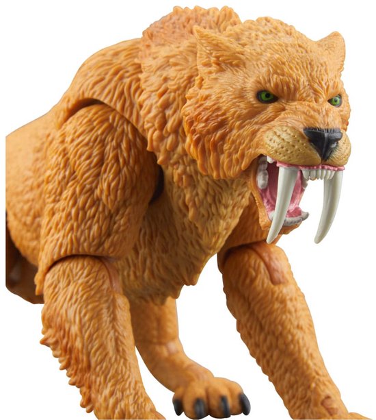 Close-up van een sabertand tijger actiefiguur met oranje vacht en groene ogen.