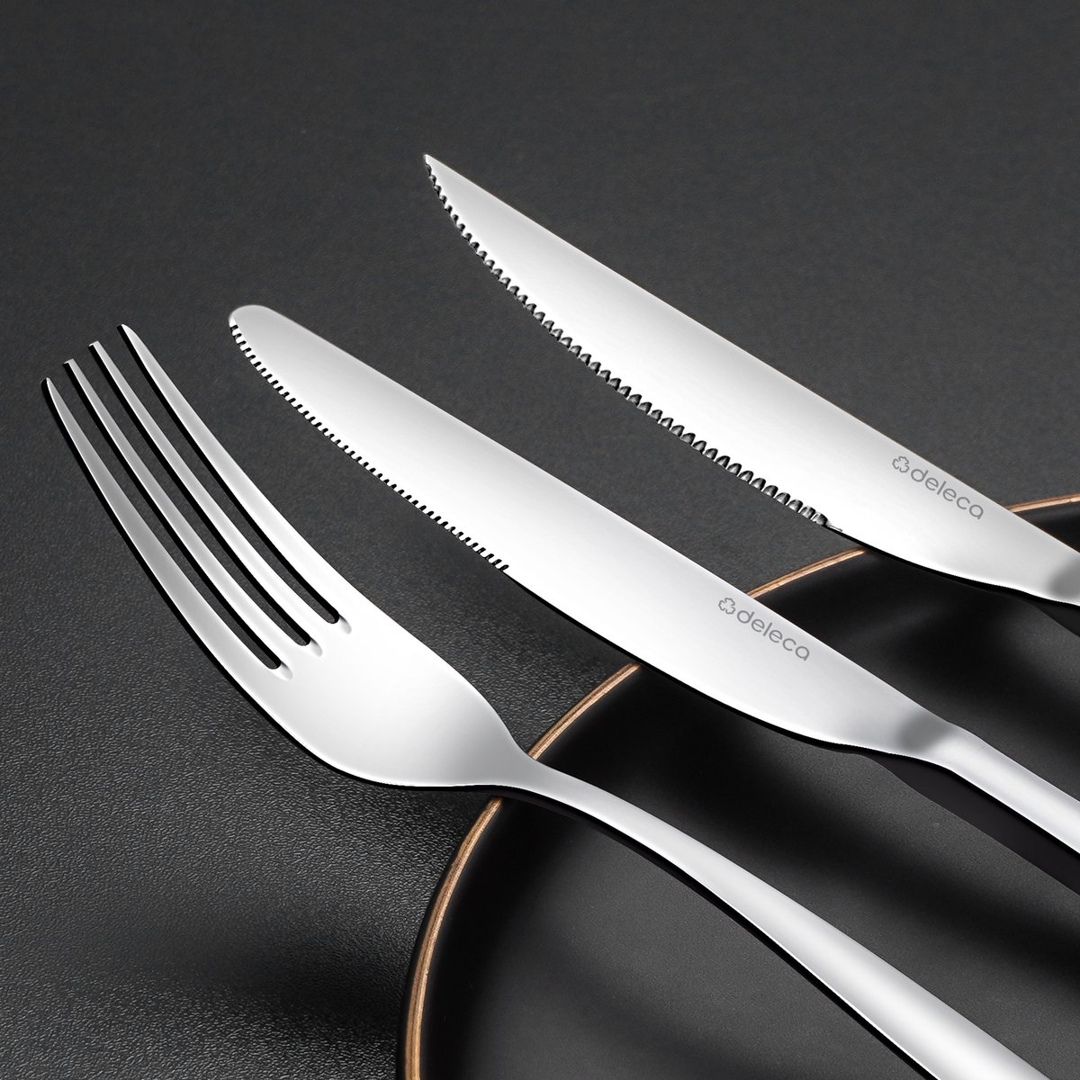 Deleca 6 Persoons Luxe Bestekset Serena - Lepels, Messen, Vorken, Steakmessen & Gebaksvorkjes - Vaatwasserbestendig Bestek - Zilver / Edelstaal
