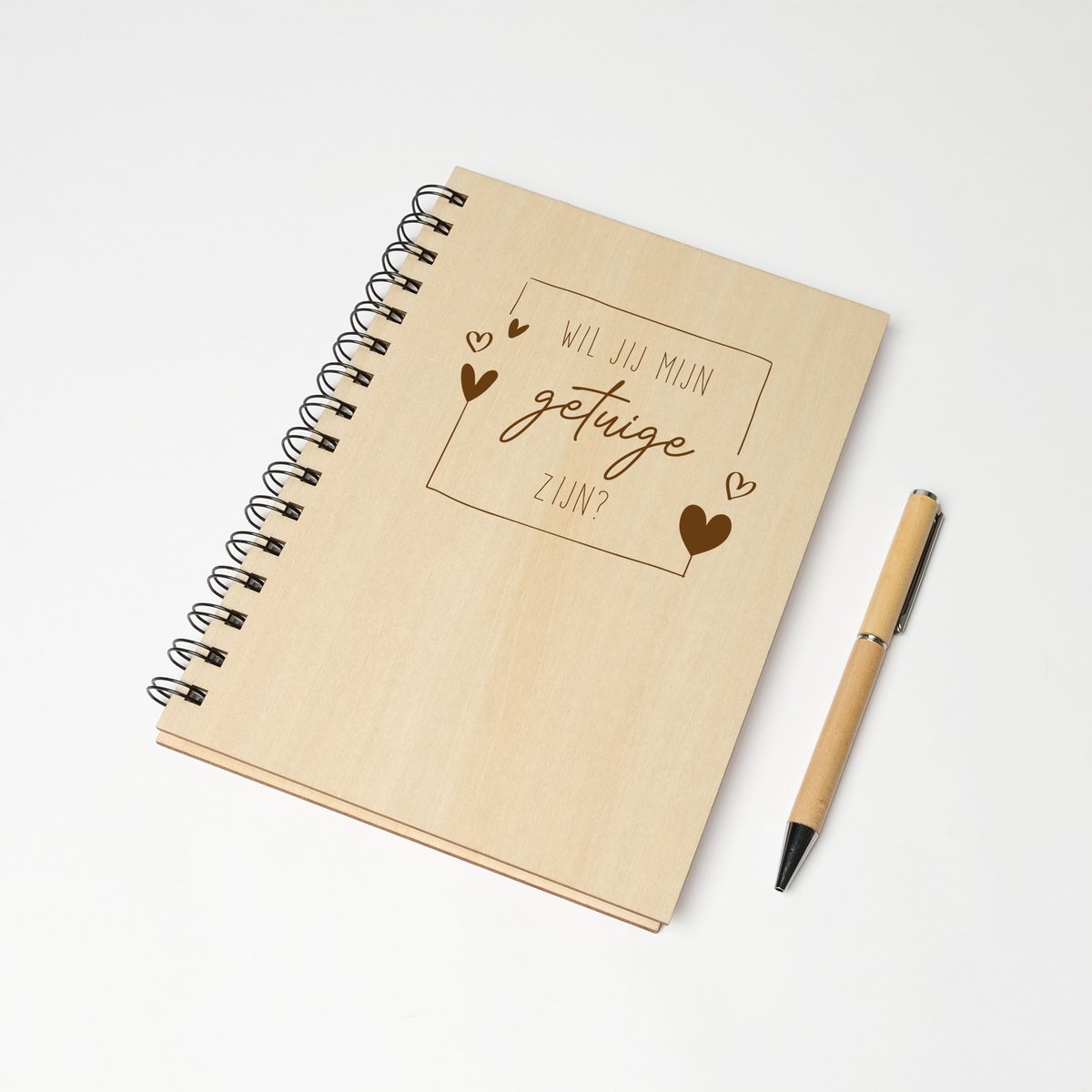 Notitieboek A5 - Luxe balpen - Getuige - Wil je mijn Getuige zijn - Getuige vragen - hartjes - getuigen vragen huwelijk - getuige vragen cadeau